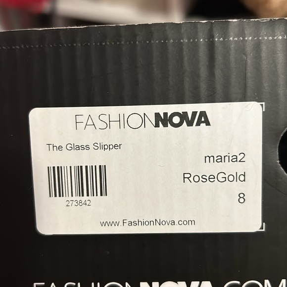 Fashion Nova Glass slipper with rose gold - Picture 9 of 9